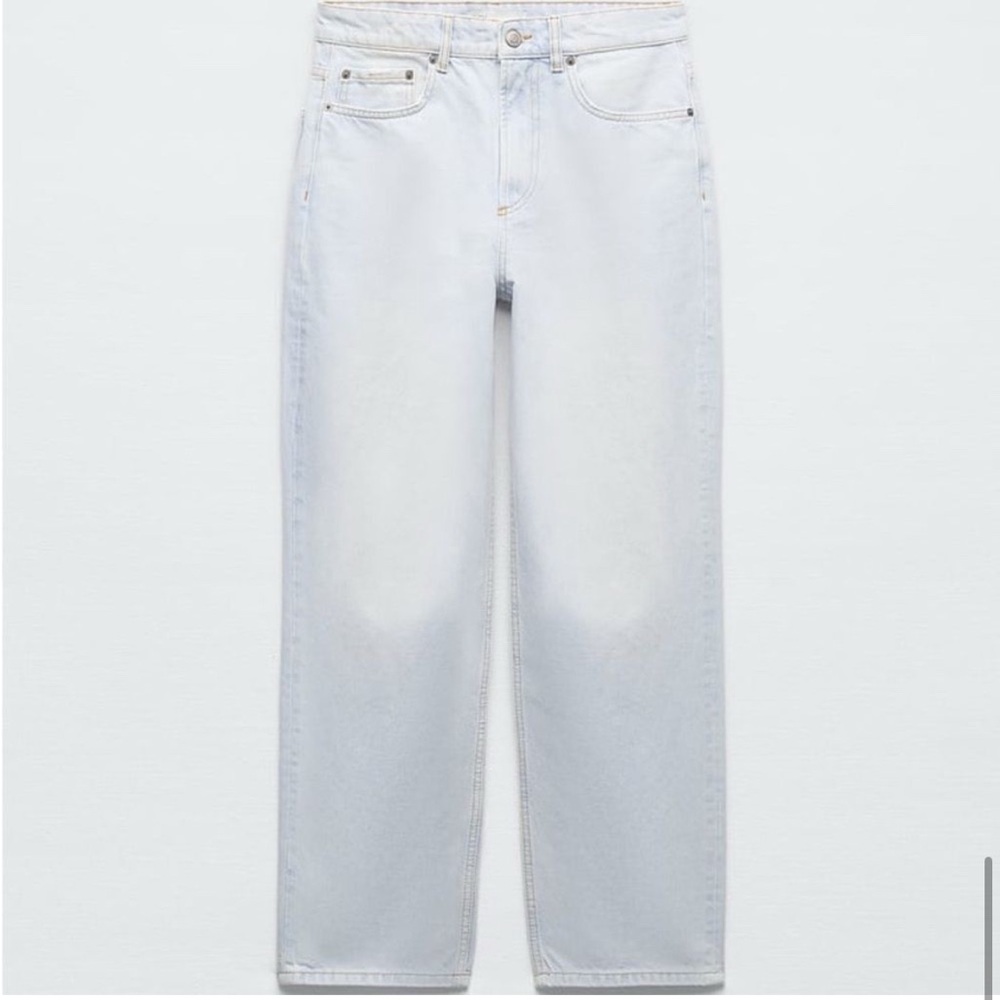 ZARA Light Blue Mid Rise Jeans - Picture 9 of 9